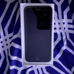 Iphone 6S 32 GB (Cricket/Att) Bundle